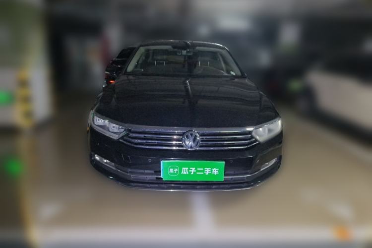Used Volkswagen Magotan 2017 330TSI DSG Luxury Model Front