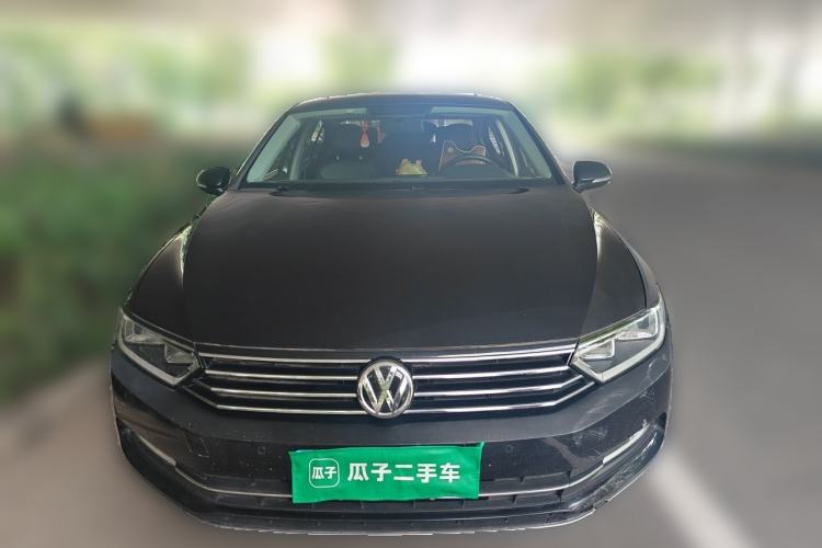 Used Volkswagen Magotan 2017 280TSI DSG Comfort Model Front