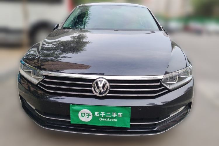 Used Volkswagen Magotan 2017 330TSI DSG Luxury Model Front