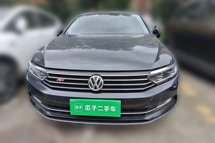 Used Volkswagen Magotan 2017 330TSI DSG Leading Model Front