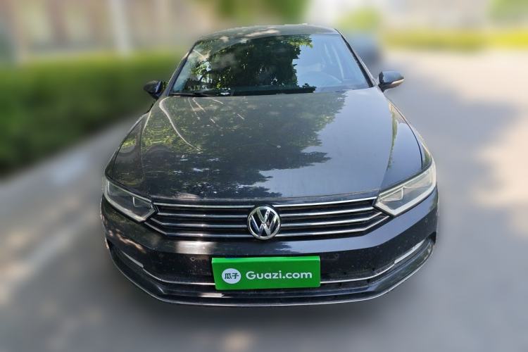 Used Volkswagen Magotan 2017 280TSI DSG Comfort Model Front
