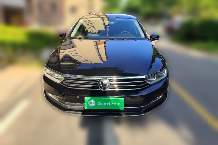 Used Volkswagen Magotan 2017 330TSI DSG Luxury Model Front