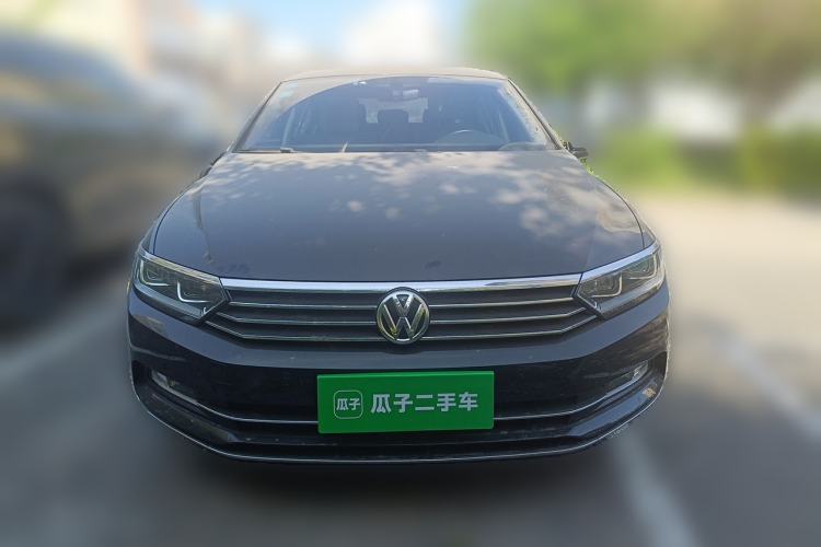 Used Volkswagen Magotan 2017 380TSI DSG Luxury Model Front
