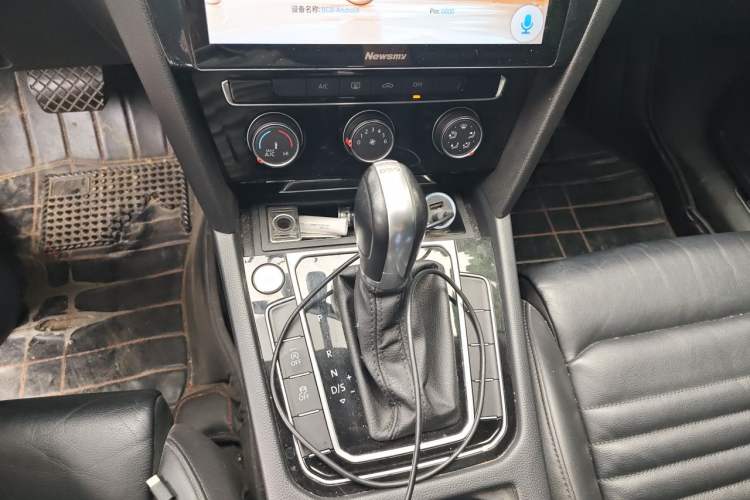 Used Volkswagen Magotan 2017 330TSI DSG Leading Model Gear Lever
