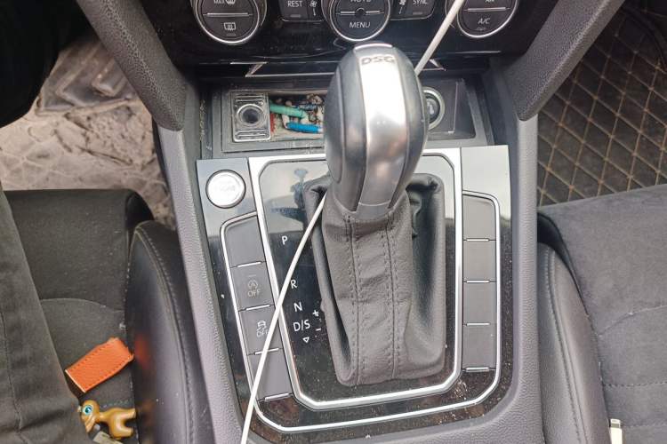 Used Volkswagen Magotan 2017 330TSI DSG Luxury Model Gear Lever