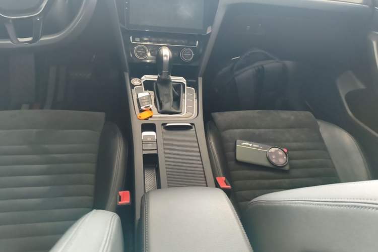 Used Volkswagen Magotan 2017 330TSI DSG Luxury Model Gear Lever