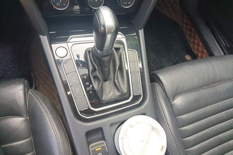 Used Volkswagen Magotan 2017 330TSI DSG Leading Model Gear Lever