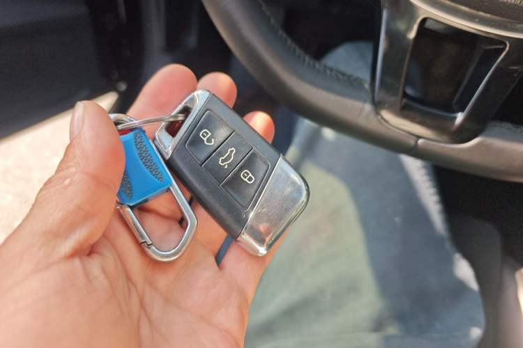 Used Volkswagen Magotan 2017 380TSI DSG Luxury Model Gear Lever