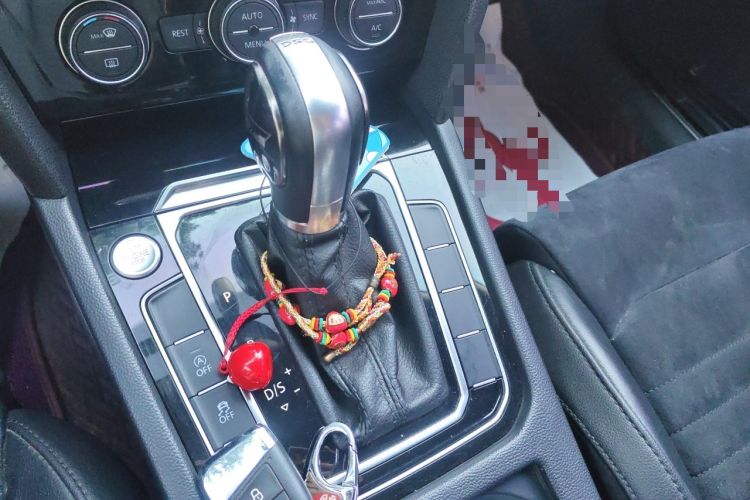 Used Volkswagen Magotan 2017 330TSI DSG Luxury Model Gear Lever