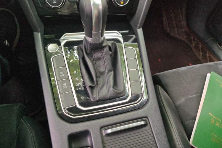 Used Volkswagen Magotan 2017 330TSI DSG Luxury Model Gear Lever
