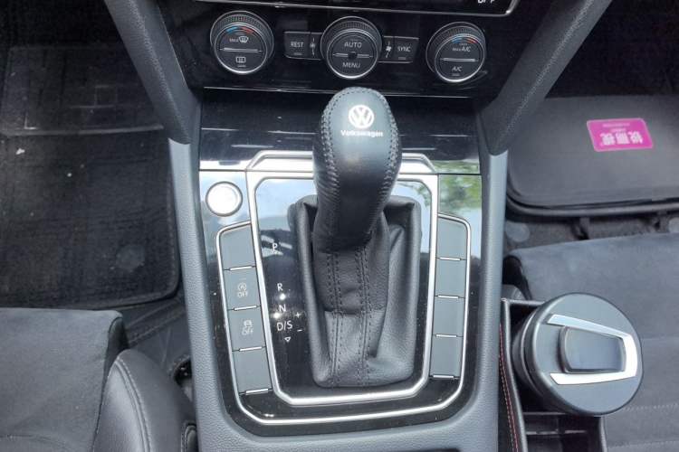 Used Volkswagen Magotan 2017 330TSI DSG Luxury Model Gear Lever