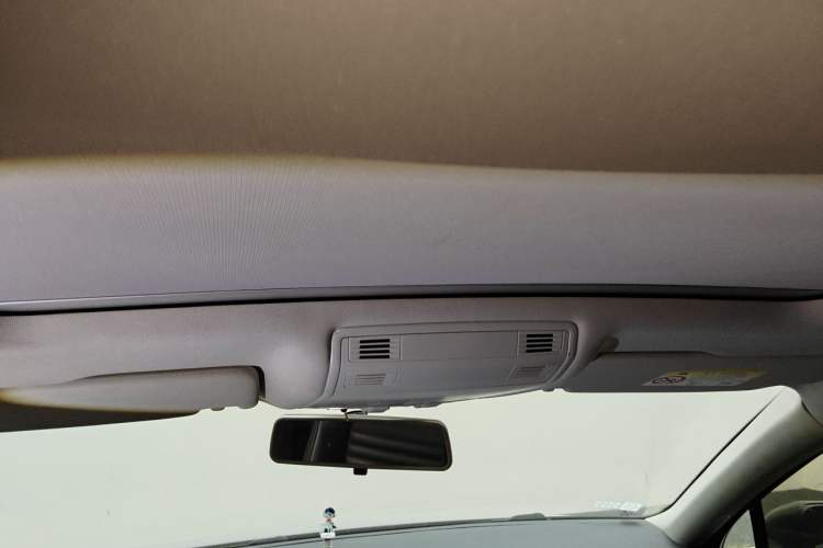 Used Volkswagen Magotan 2017 330TSI DSG Leading Model Headliner
