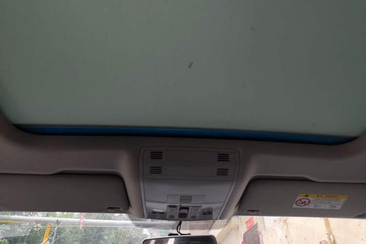 Used Volkswagen Magotan 2017 330TSI DSG Luxury Model Headliner