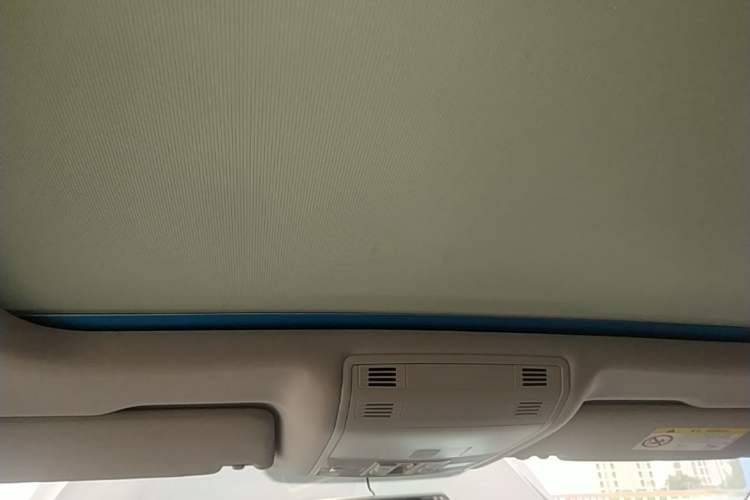 Used Volkswagen Magotan 2017 330TSI DSG Leading Model Headliner