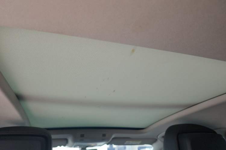 Used Volkswagen Magotan 2017 330TSI DSG Luxury Model Headliner