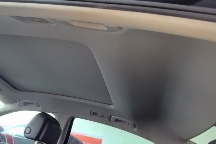 Used Volkswagen Magotan 2017 330TSI DSG Luxury Model Headliner