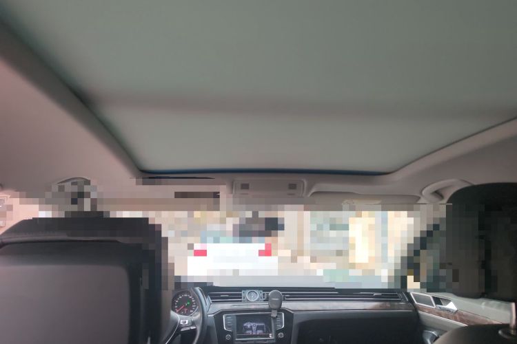Used Volkswagen Magotan 2017 330TSI DSG Luxury Model Headliner