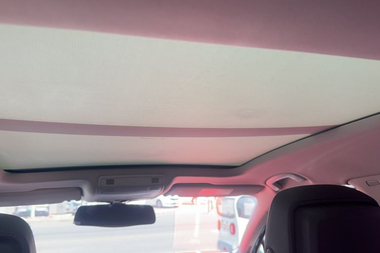 Used Volkswagen Magotan 2017 330TSI DSG Luxury Model Headliner