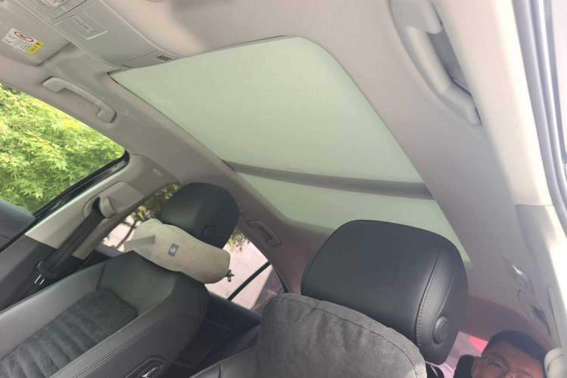 Used Volkswagen Magotan 2017 330TSI DSG Luxury Model Headliner