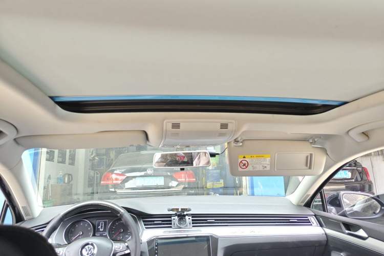 Used Volkswagen Magotan 2017 280TSI DSG Comfort Model Headliner