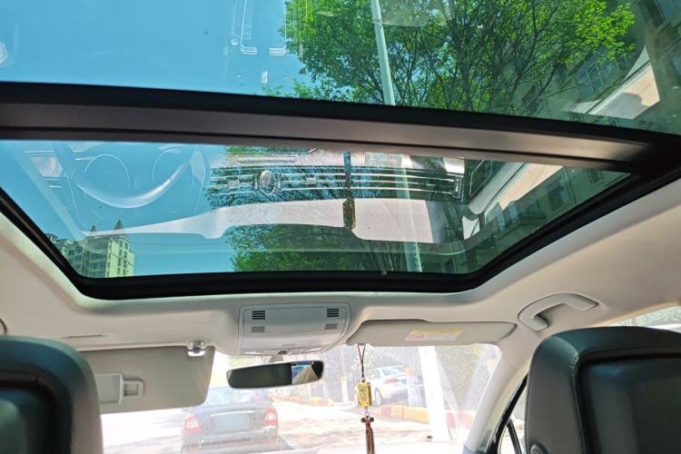 Used Volkswagen Magotan 2017 330TSI DSG Luxury Model Headliner
