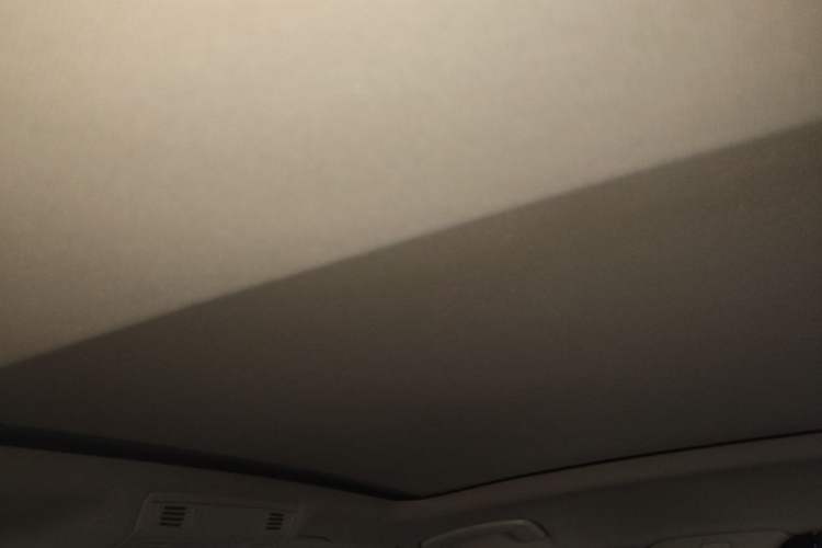 Used Volkswagen Magotan 2017 330TSI DSG Leading Model Headliner