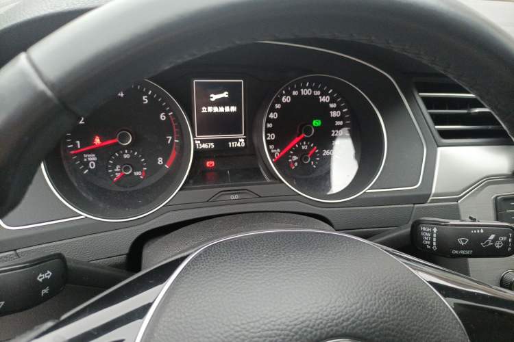 Used Volkswagen Magotan 2017 280TSI DSG Comfort Model Instrument Cluster