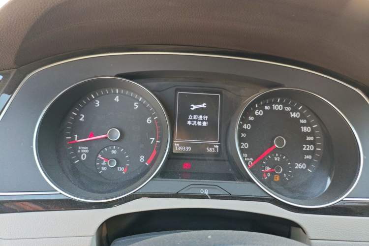 Used Volkswagen Magotan 2017 380TSI DSG Luxury Model Instrument Cluster