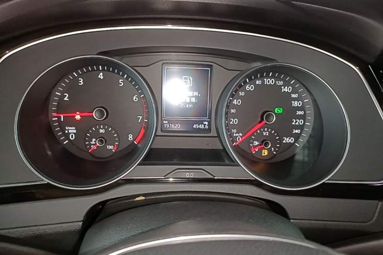Used Volkswagen Magotan 2017 330TSI DSG Luxury Model Instrument Cluster