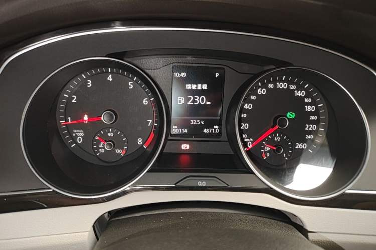 Used Volkswagen Magotan 2017 330TSI DSG Luxury Model Instrument Cluster