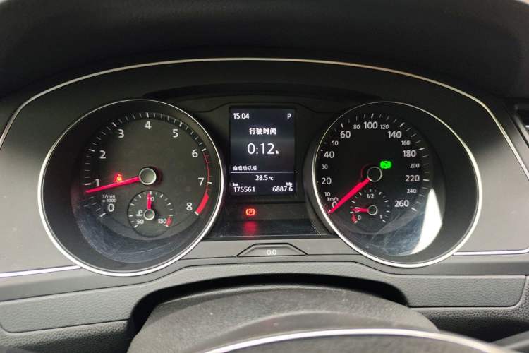 Used Volkswagen Magotan 2017 280TSI DSG Comfort Model Instrument Cluster