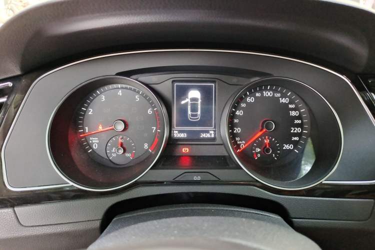 Used Volkswagen Magotan 2017 330TSI DSG Luxury Model Instrument Cluster