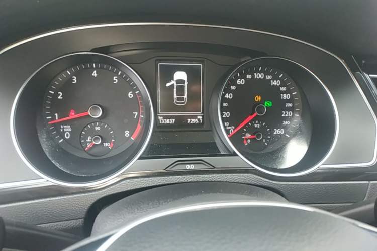 Used Volkswagen Magotan 2017 330TSI DSG Leading Model Instrument Cluster