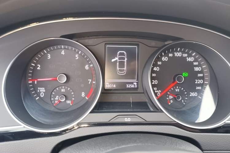 Used Volkswagen Magotan 2017 380TSI DSG Luxury Model Instrument Cluster