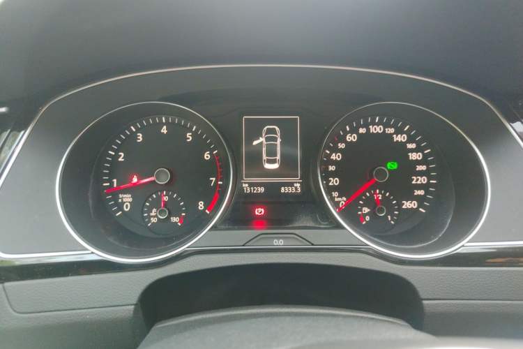 Used Volkswagen Magotan 2017 330TSI DSG Leading Model Instrument Cluster