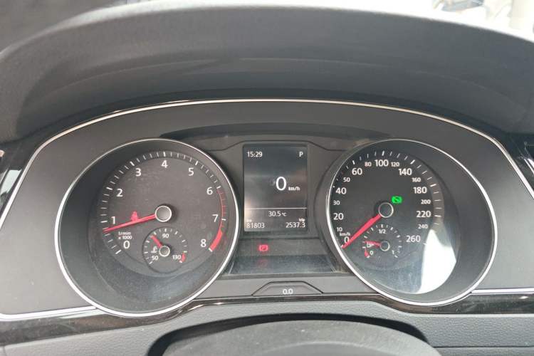 Used Volkswagen Magotan 2017 330TSI DSG Luxury Model Instrument Cluster