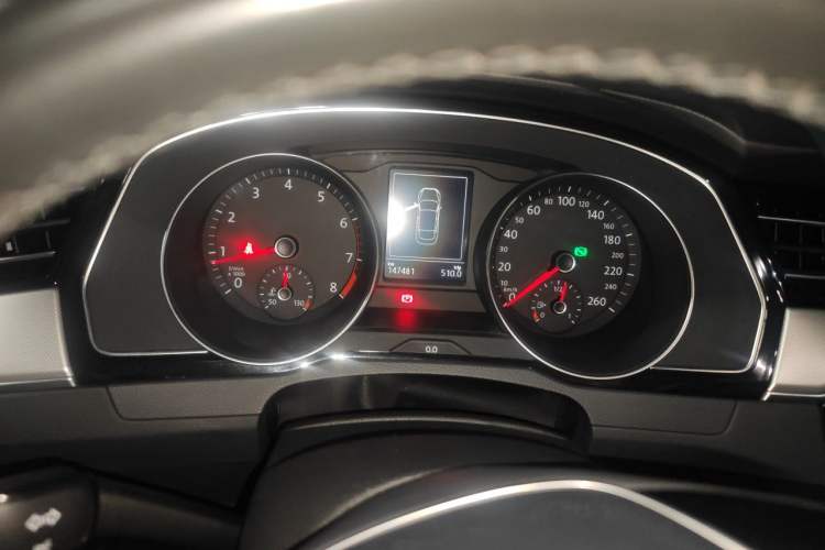 Used Volkswagen Magotan 2017 330TSI DSG Leading Model Instrument Cluster