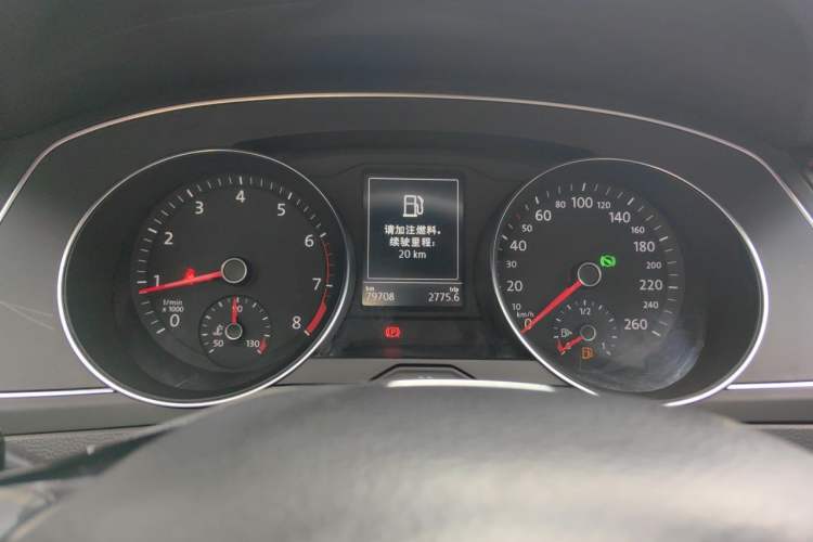 Used Volkswagen Magotan 2017 280TSI DSG Comfort Model Instrument Cluster