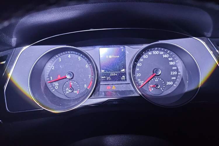 Used Volkswagen Magotan 2017 330TSI DSG Luxury Model Instrument Cluster