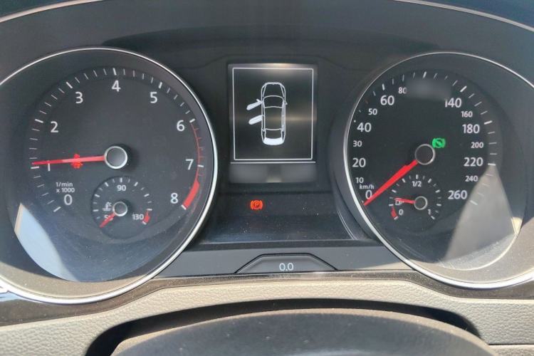Used Volkswagen Magotan 2017 380TSI DSG Luxury Model Instrument Cluster