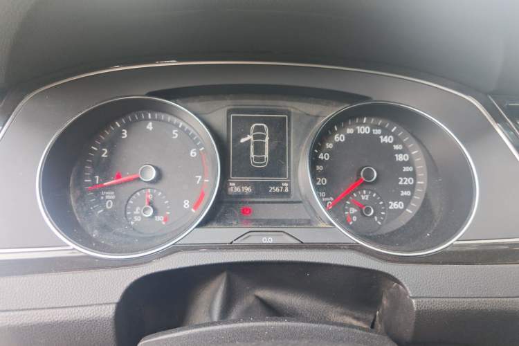Used Volkswagen Magotan 2017 330TSI DSG Leading Model Instrument Cluster