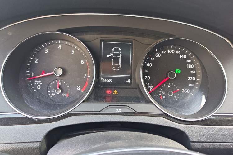 Used Volkswagen Magotan 2017 330TSI DSG Luxury Model Instrument Cluster