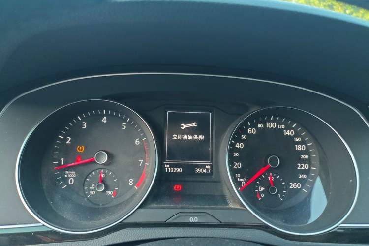 Used Volkswagen Magotan 2017 330TSI DSG Luxury Model Instrument Cluster