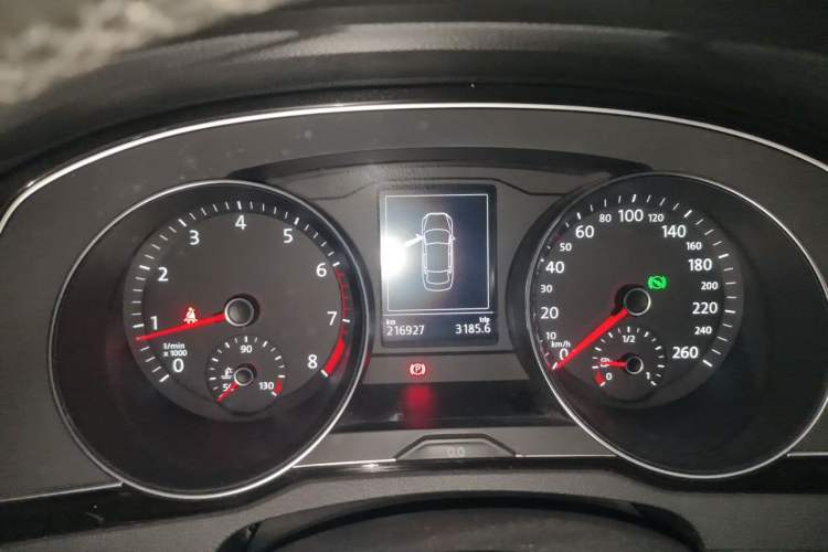 Used Volkswagen Magotan 2017 280TSI DSG Leading Edition Instrument Cluster
