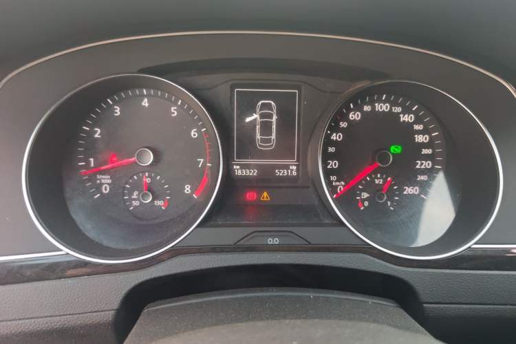 Used Volkswagen Magotan 2017 330TSI DSG Luxury Model Instrument Cluster