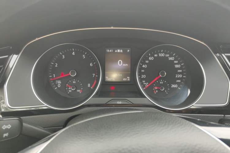 Used Volkswagen Magotan 2017 380TSI DSG Prestige Edition Instrument Cluster