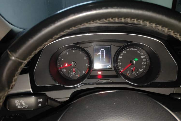 Used Volkswagen Magotan 2017 330TSI DSG Leading Model Instrument Cluster