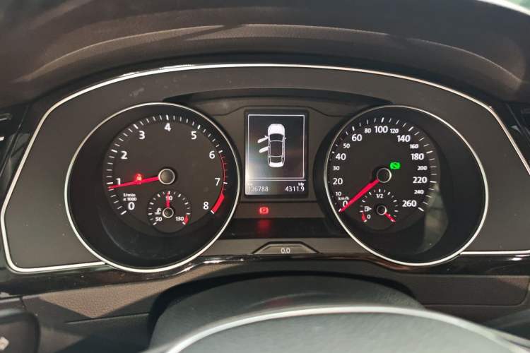 Used Volkswagen Magotan 2017 380TSI DSG Luxury Model Instrument Cluster