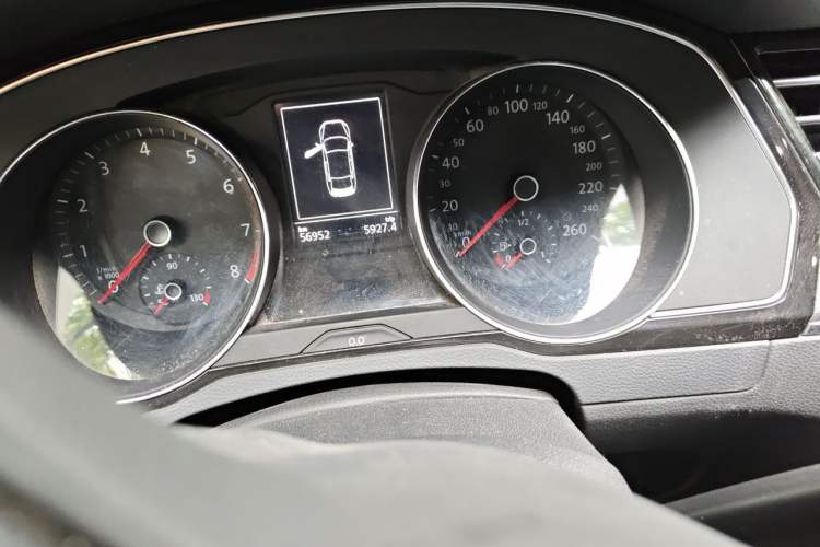 Used Volkswagen Magotan 2017 330TSI DSG Leading Model Instrument Cluster