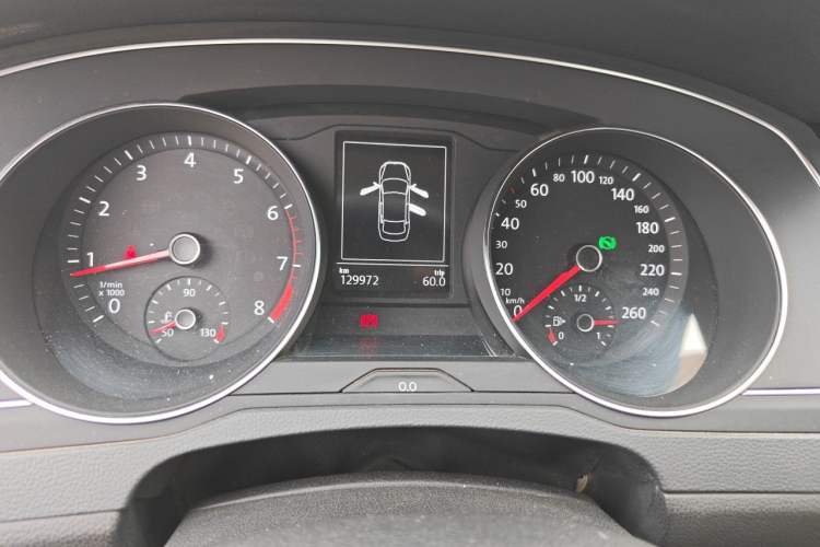Used Volkswagen Magotan 2017 330TSI DSG Comfort Model Instrument Cluster